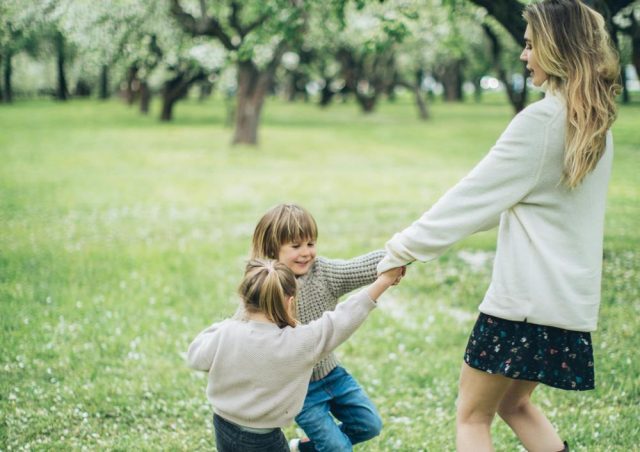 majka-deca-park-zelenilo