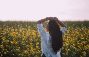 Zbogom hemoroidima nakon trudnoće – moć biljaka koje stvarno pomažu