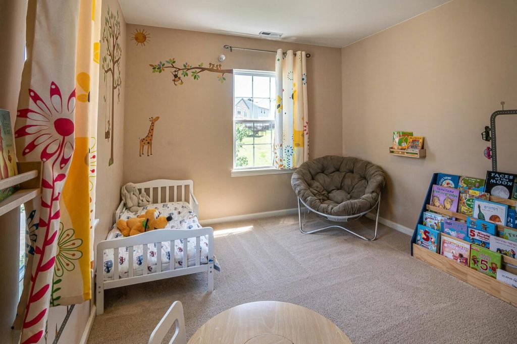 deciji-krevet-knjige